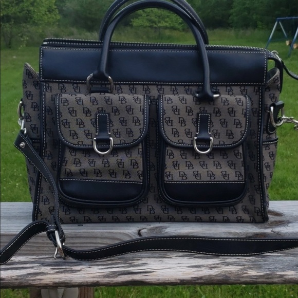 Dooney & Bourke Double Pocket Tote - Picture 1 of 8